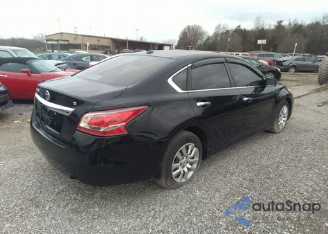 2015 Nissan Altima 2.5 S из США, поврежденный, VIN 1N4AL3AP6FN369066